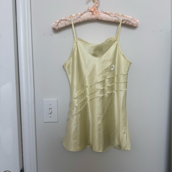 Vintage Elegant Yellow Satin Camisole Top Fairycore butter yellow cottage S/M - Picture 3 of 5